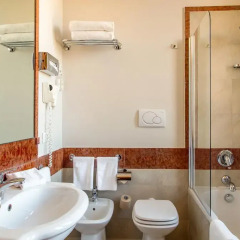 Отель Milton Roma 4* Представительский люкс фото 5