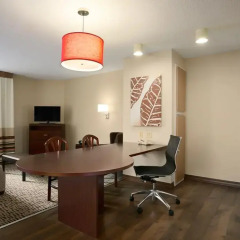 Отель Hawthorn Suites by Wyndham Chicago Schaumburg 3* Люкс с различными типами кроватей фото 3