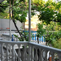 New Tbilisi Hostel балкон