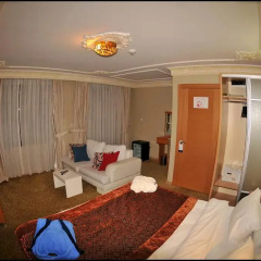 Taya Hatun Hotel сейф в номере