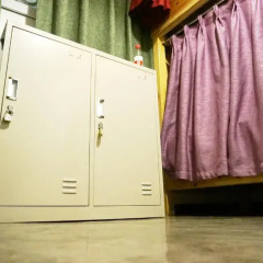 Chengdu Lazybones Lounge Hostel сейф в номере
