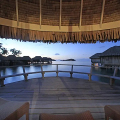 Отель Sofitel Bora Bora Marara Beach Resort 4* Улучшенное бунгало с различными типами кроватей фото 4