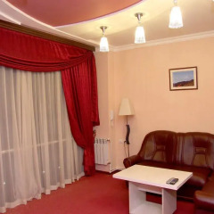 Vayk Hotel and Tourism Center 3* Люкс с разными типами кроватей фото 5