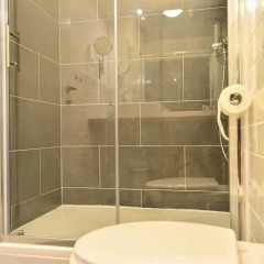 Отель Golden B&B 3* Номер Делюкс с 2 отдельными кроватями фото 12