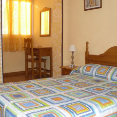 Отель Hostal Cuevas Испания, Фуэнхирола - отзывы, цены и фото номеров - забронировать отель Hostal Cuevas онлайн комната для гостей фото 5