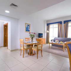 Отель Roda Metha Suites комната для гостей фото 4