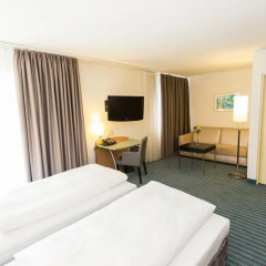 Apart-Hotel operated by Hilton комната для гостей фото 3