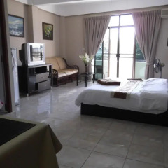 River Hotel Улучшенный номер
