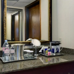 Отель Hilton Bellevue 3* Стандартный номер с различными типами кроватей фото 4