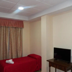 Отель Hostal San Roque комната для гостей