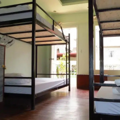 Hanoi Massive Hostel Кровать в общем номере с двухъярусной кроватью фото 6