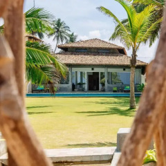 Отель Greenparrot-Villa 5* Вилла с различными типами кроватей
