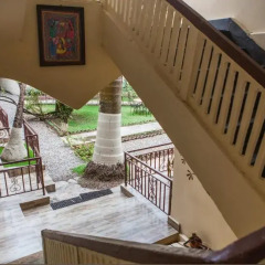 Отель Mingtang Garden Cottage 名堂花园度假屋 Непал, Покхара - отзывы, цены и фото номеров - забронировать отель Mingtang Garden Cottage 名堂花园度假屋 онлайн балкон