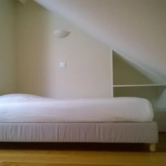 Best Guest Porto Hostel Стандартный номер 2 отдельные кровати (общая ванная комната)