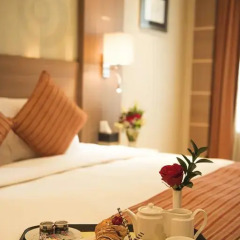 Emirates Grand Hotel 4* Номер Делюкс фото 4