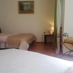 Отель Guest House in Old Town Стандартный номер с различными типами кроватей (общая ванная комната) фото 5