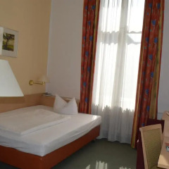 Hotel Tiergarten Berlin 3* Стандартный номер с двуспальной кроватью
