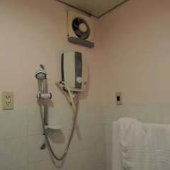 Dien Luc Hotel 2* Стандартный номер с различными типами кроватей фото 6