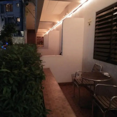 Patong Peace Hostel интерьер отеля