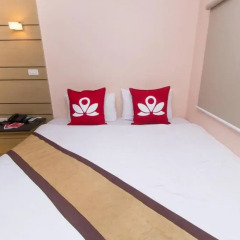 Отель ZEN Rooms Sukhumvit 11 3* Улучшенный номер с различными типами кроватей фото 6