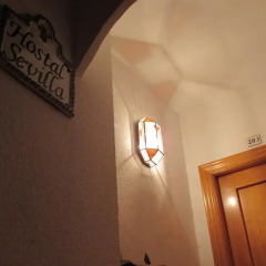 Отель Hostal Sevilla Испания, Гранада - отзывы, цены и фото номеров - забронировать отель Hostal Sevilla онлайн удобства в номере