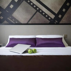 Hotel 81 (Premier) Hollywood 2* Улучшенный номер с различными типами кроватей фото 2