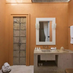 Отель Sri Villas 4* Стандартный номер с различными типами кроватей фото 4