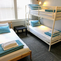 The Wayfaring Buckeye Hostel Кровать в общем номере с двухъярусной кроватью