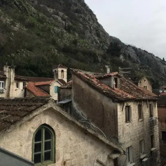Отель Guesthouse Athos 2* Стандартный номер с двуспальной кроватью (общая ванная комната) фото 4