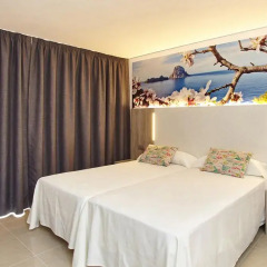 Отель Apartamentos Mar i Vent комната для гостей фото 2