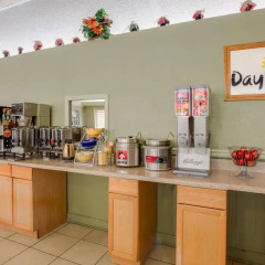 Отель Days Inn by Wyndham Asheville West питание