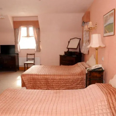 Отель The Courtyard Guesthouse комната для гостей фото 4