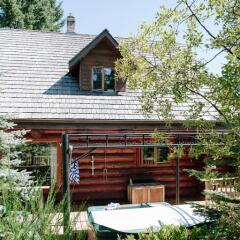 Secret Cove Waterfront Log Cabin In Pender Harbor Canada From 130