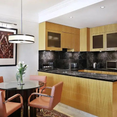 Отель The Ritz-Carlton Executive Residences, Dubai International Financial Centre 5* Апартаменты