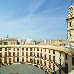 Отель Valencia Luxury Central Market