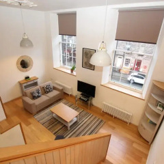 Отель Destiny Scotland - Broughton St Lofts Великобритания, Эдинбург - отзывы, цены и фото номеров - забронировать отель Destiny Scotland - Broughton St Lofts онлайн комната для гостей фото 5