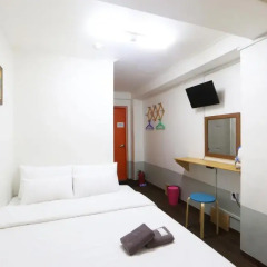Отель Apple Backpackers 2* Стандартный номер с двуспальной кроватью фото 2