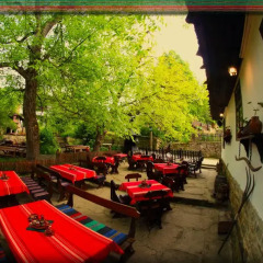 Отель Sharlopova Boutique Guest House - Sauna & Hot Tub Боженци детские мероприятия