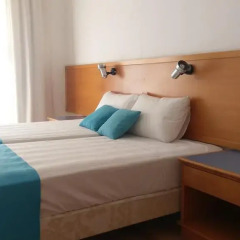 Daphne Hotel Apartments комната для гостей фото 2
