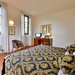 Отель Villa Gabriele DAnnunzio 4* Стандартный номер с двуспальной кроватью фото 4