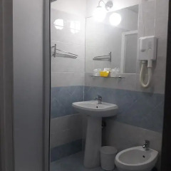 Hotel Astor 3* Стандартный номер с различными типами кроватей фото 5