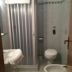 Hotel La Pace 2* Стандартный номер с различными типами кроватей фото 15