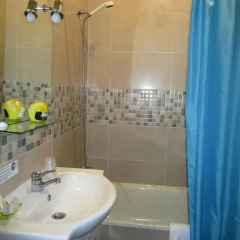 Hotel Louro 3* Стандартный семейный номер разные типы кроватей фото 12