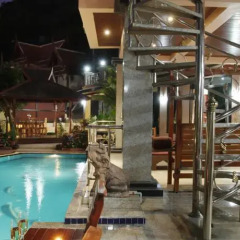 Отель Kata Sea View Villas бассейн