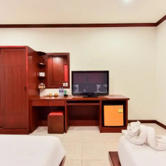 Отель Art Mansion Patong 3* Стандартный номер двуспальная кровать фото 11