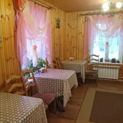 Гостиница Guest House Berezka в Тихвине отзывы, цены и фото номеров - забронировать гостиницу Guest House Berezka онлайн Тихвин питание фото 2