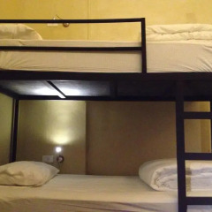 Ai Phuket Hostel сейф в номере