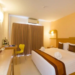 Eastiny Plaza Hotel 3* Улучшенный номер с разными типами кроватей фото 3