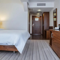 Гостиница Hilton Garden Inn Краснодар (Хилтон Гарден Инн Краснодар) 4* Стандартный номер с различными типами кроватей фото 6