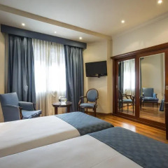 Ayre Hotel Astoria Palace 4* Улучшенный номер с разными типами кроватей фото 2